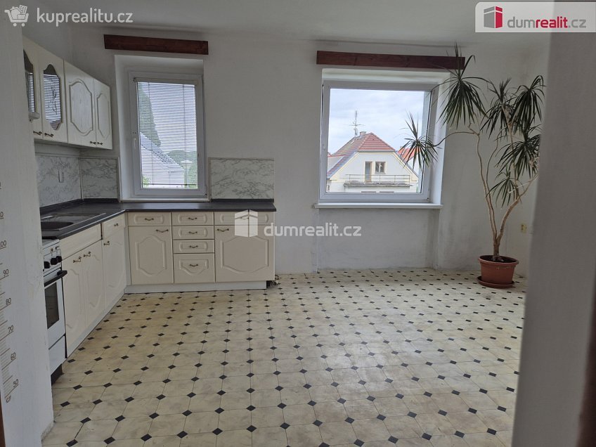 Pronájem bytu 3+kk 70 m^2 Fr. Halase, České Budějovice 