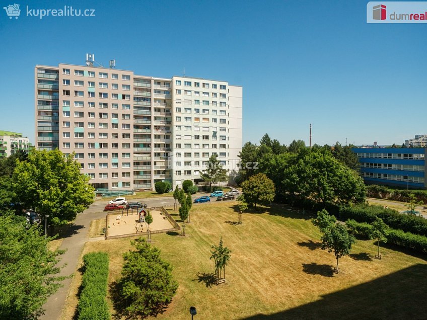 Prodej bytu 2+kk 45 m^2 Boloňská, Praha 15 
