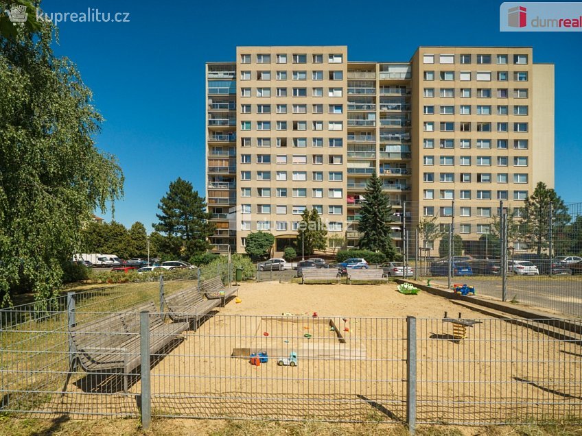 Prodej bytu 2+kk 45 m^2 Boloňská, Praha 15 