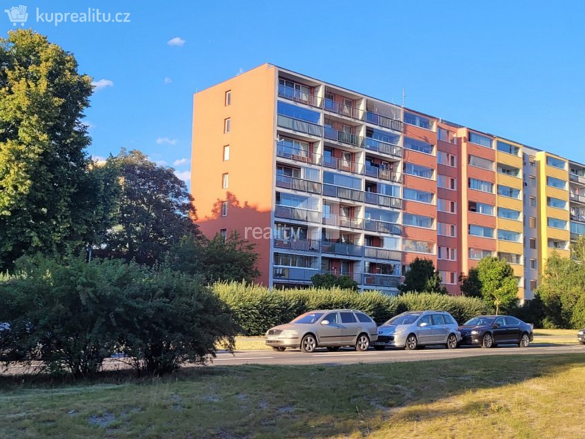 Pronájem bytu 2+kk 42 m^2 Novodvorská, Praha 4 