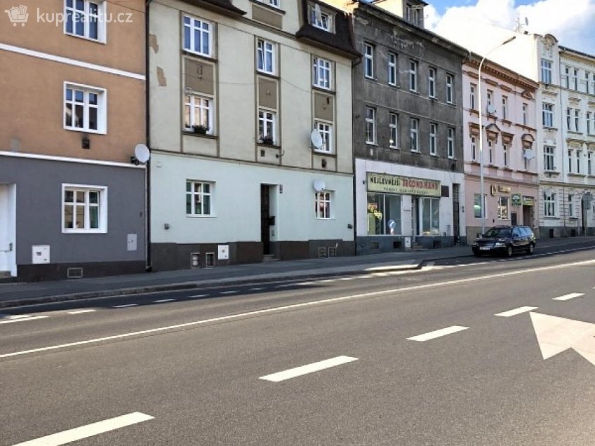 Pronájem bytu 1+1 44 m^2 Kamenická, Děčín 