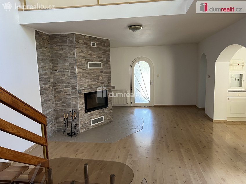 Prodej  rodinného domu 230 m^2 Věteřov, Věteřov 