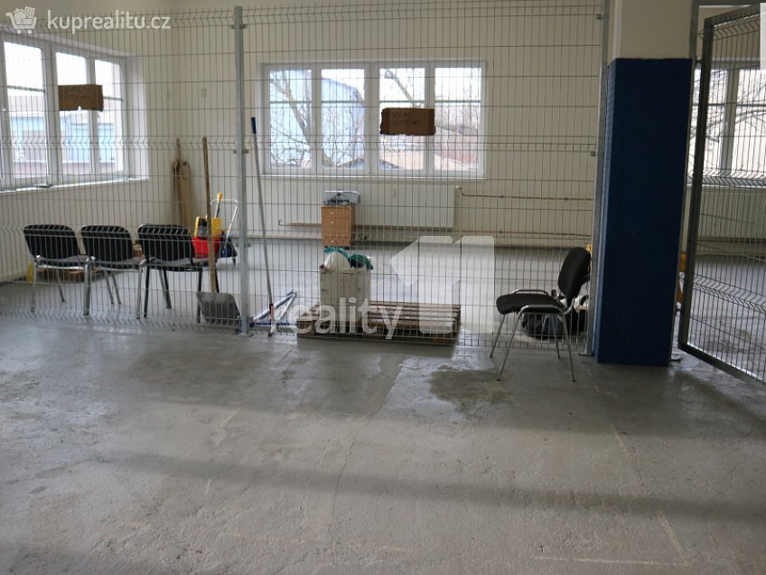 Prodej  komerční reality 1620 m^2 Rovná, Ostrava 