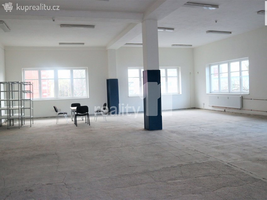Prodej  komerční reality 1620 m^2 Rovná, Ostrava 