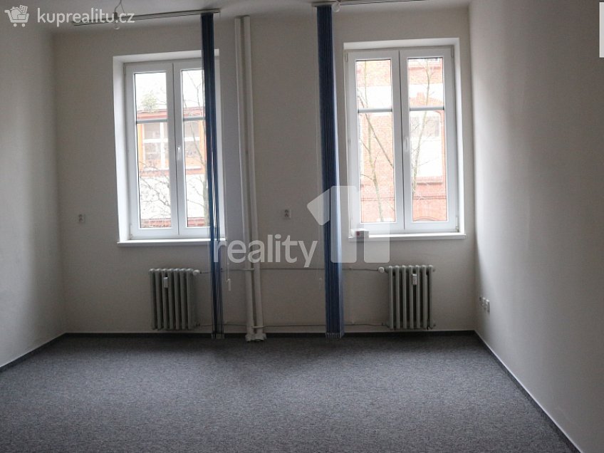 Prodej  komerční reality 1620 m^2 Rovná, Ostrava 