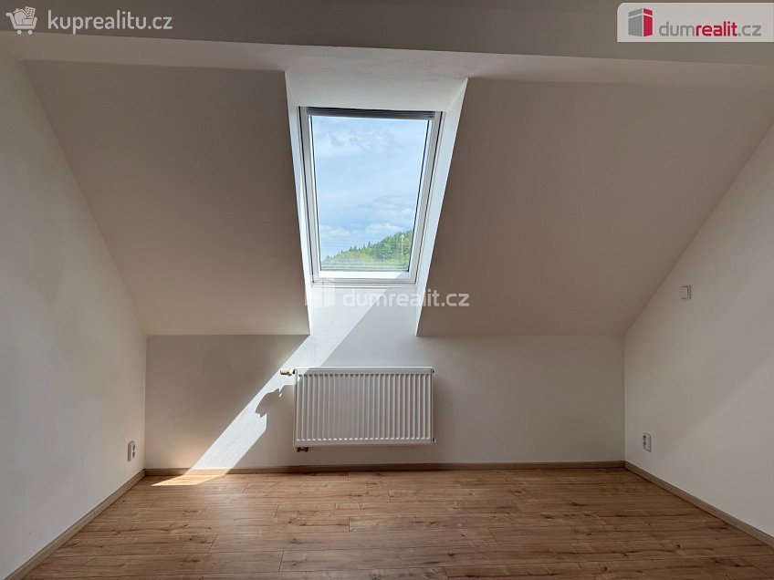 Pronájem bytu 2+kk 47 m^2 Vojkovice, Vojkovice 