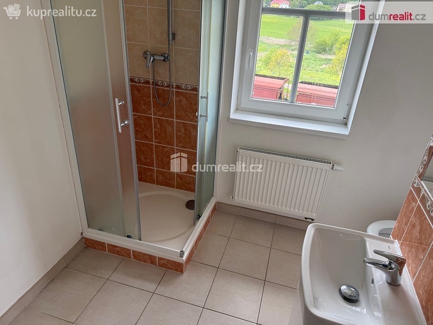 Pronájem bytu 2+kk 47 m^2 Vojkovice, Vojkovice 