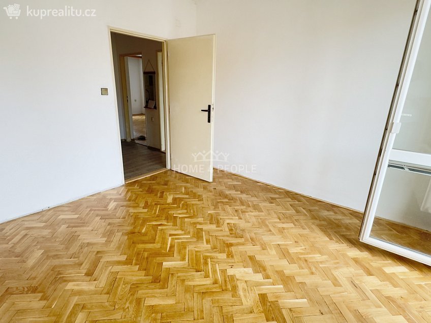 Pronájem bytu 3+1 72 m^2 U stadionu, Kuřim 