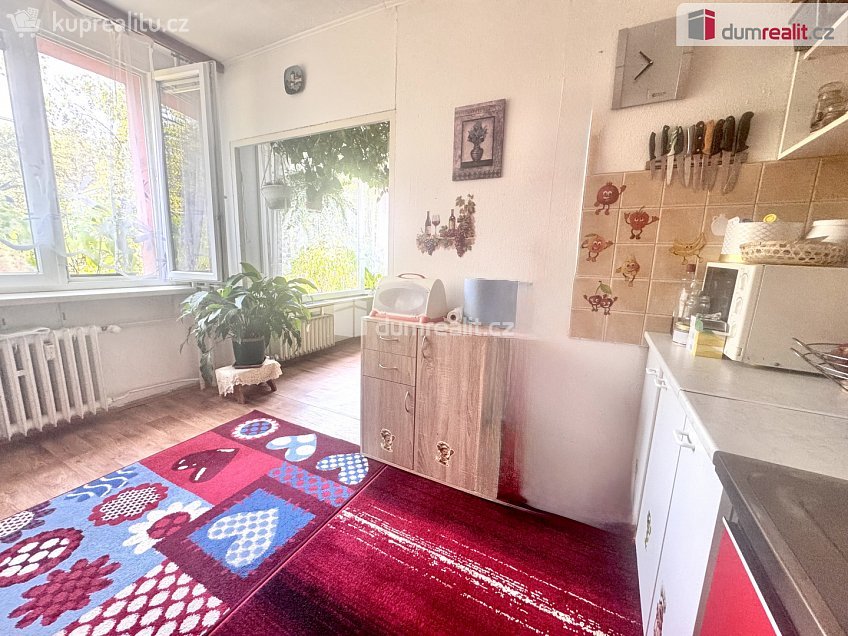Prodej bytu 3+1 55 m^2 Novodvorská, Praha 4 
