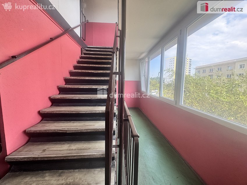 Prodej bytu 3+1 55 m^2 Novodvorská, Praha 4 