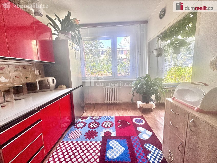 Prodej bytu 3+1 55 m^2 Novodvorská, Praha 4 