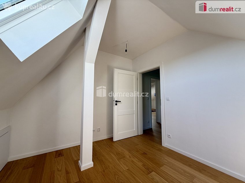 Prodej bytu 3+kk 80 m^2 Polní, Mariánské Lázně 
