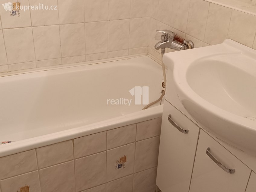Prodej bytu 2+kk 46 m^2 Braniborská, Milovice 