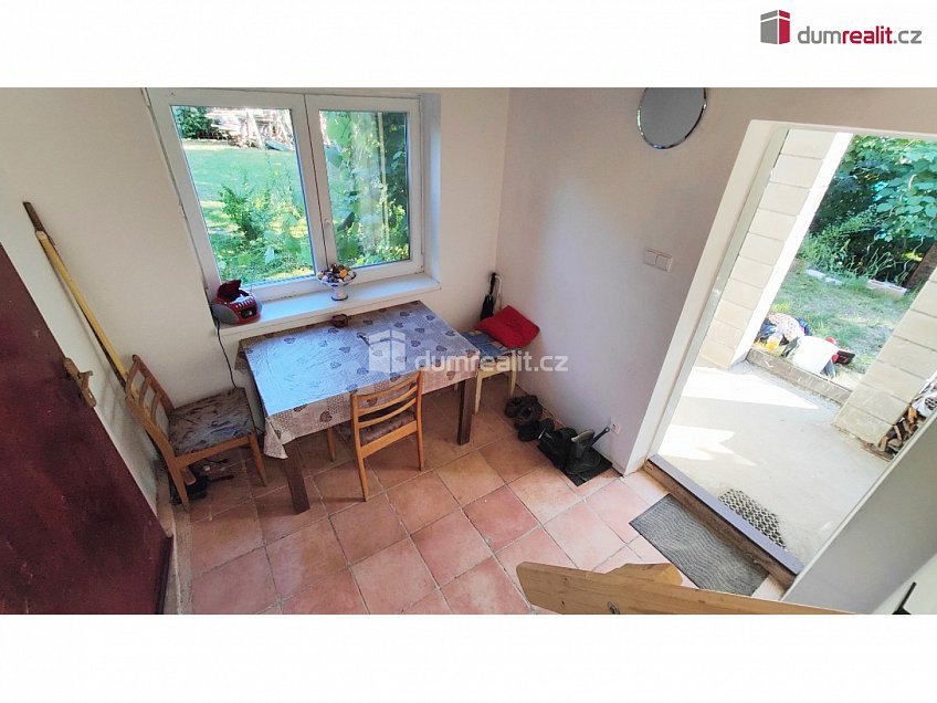 Prodej  chaty 65 m^2 Praha-Benice, Praha-Benice 
