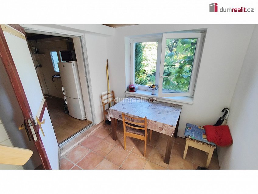 Prodej  chaty 65 m^2 Praha-Benice, Praha-Benice 