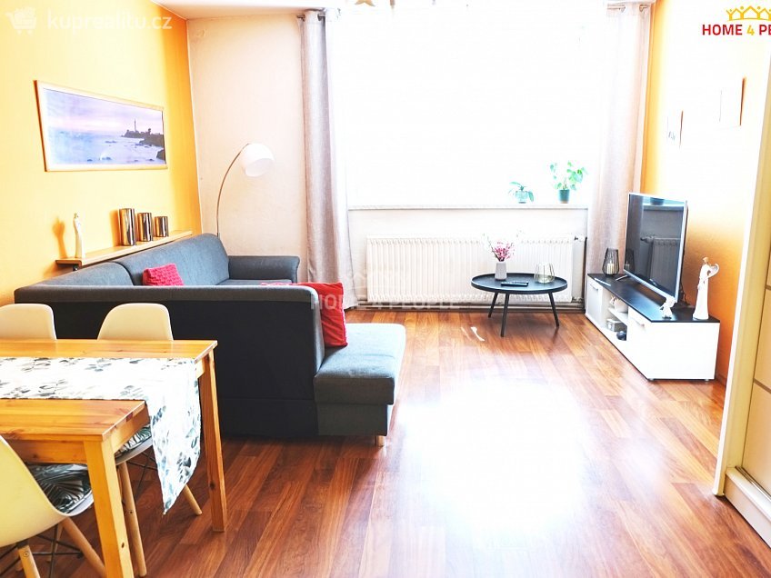 Prodej  rodinného domu 310 m^2 U rybníka, Troubsko 