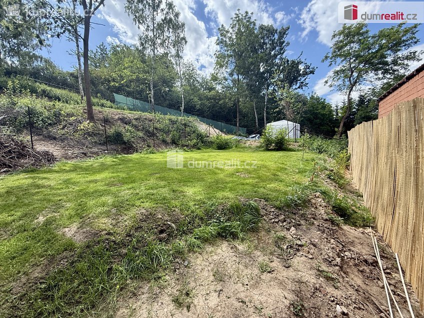 Pronájem  zahrady 150 m^2 Lutovítova, Kralupy nad Vltavou 