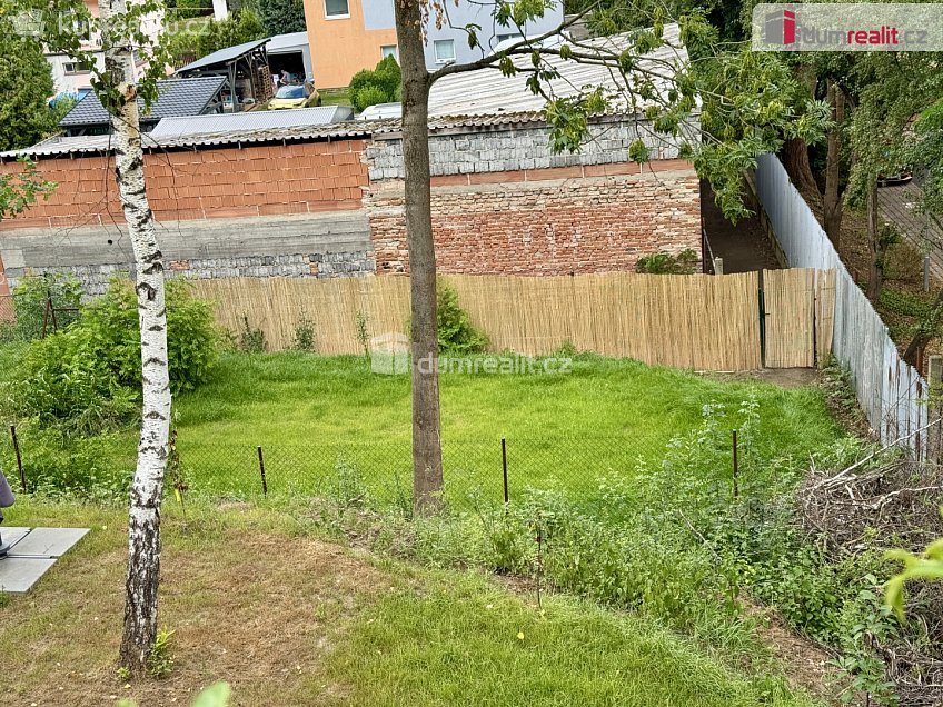 Pronájem  zahrady 150 m^2 Lutovítova, Kralupy nad Vltavou 