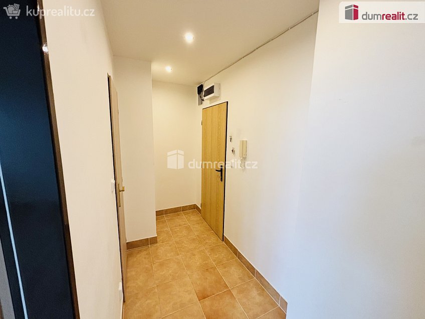Prodej bytu 1+kk 31 m^2 Na Výsluní, Zruč nad Sázavou 