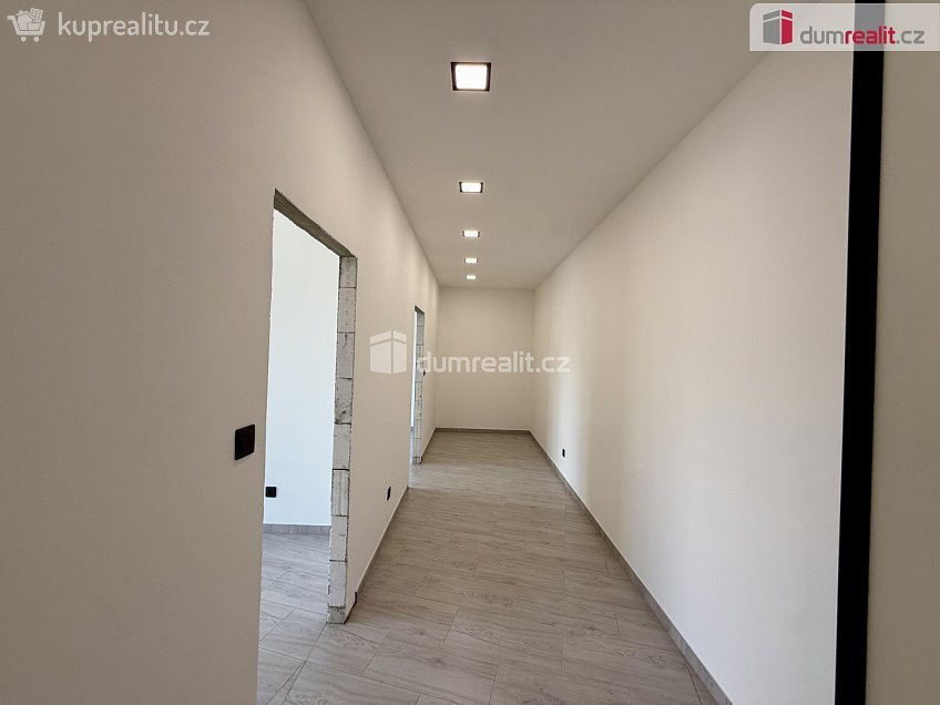Prodej  rodinného domu 166 m^2 K Malé Hleďsebi, Velká Hleďsebe 