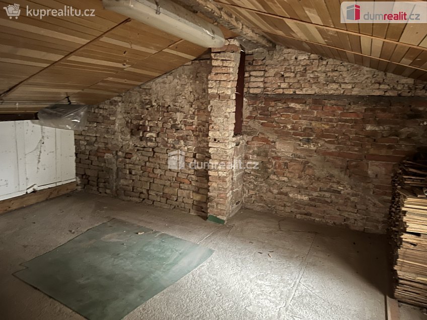 Prodej  rodinného domu 230 m^2 Věteřov, Věteřov 