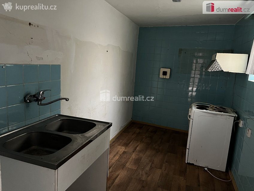 Prodej  rodinného domu 230 m^2 Věteřov, Věteřov 