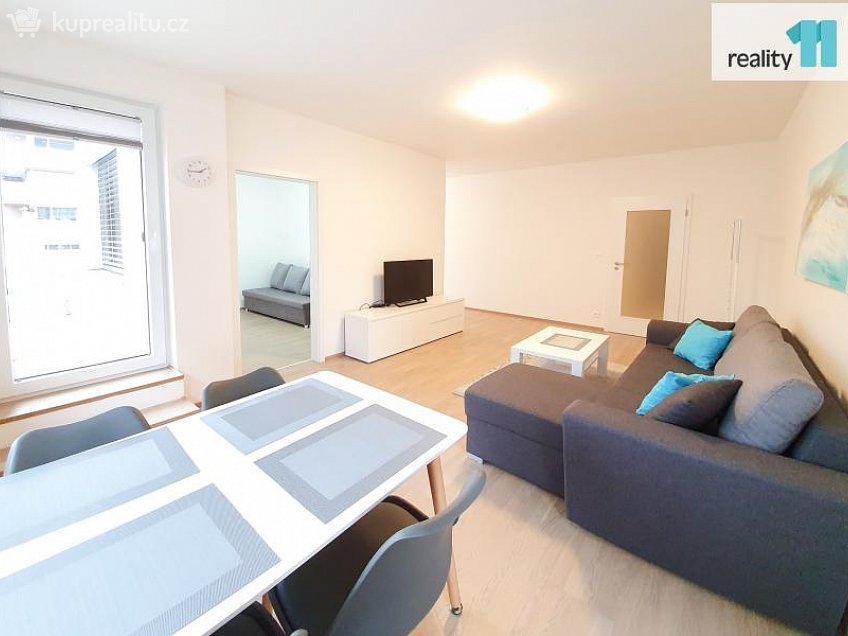 Pronájem bytu 4+kk 119 m^2 Pod stolovou horou, Praha 5 