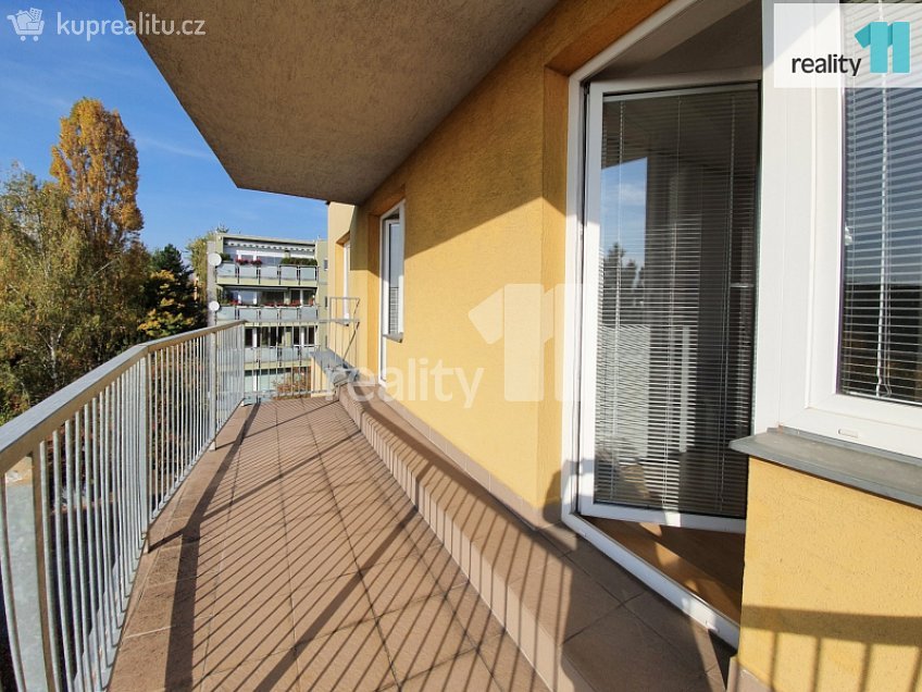 Pronájem bytu 3+kk 123 m^2 K Haltýři, Praha 8 