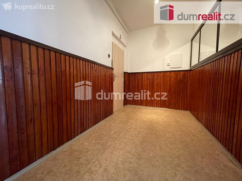 Pronájem bytu 2+1 75 m^2 Dolní náměstí, Opava 