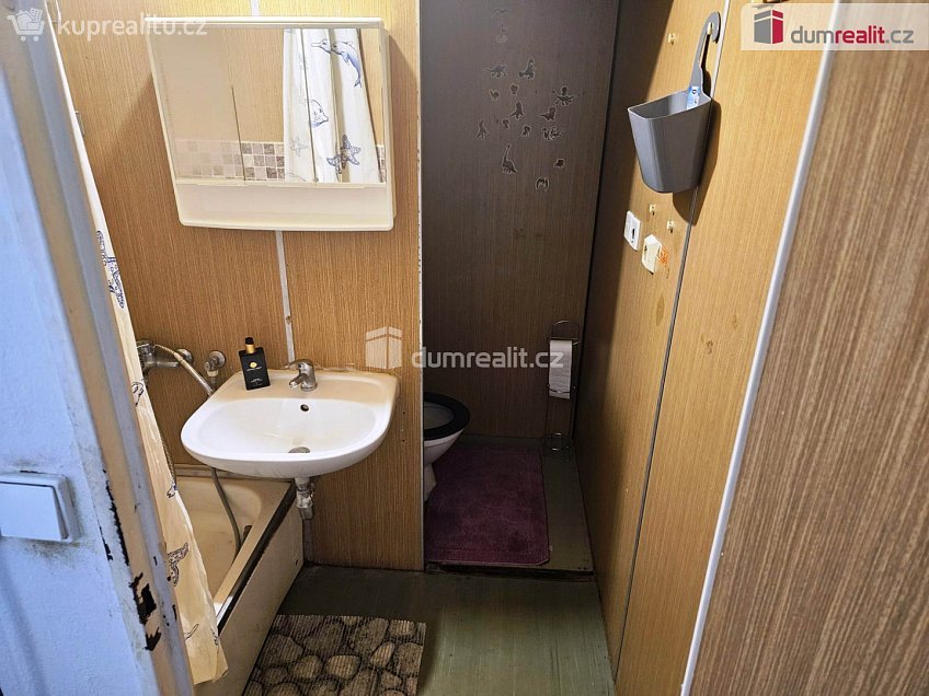 Pronájem bytu 1+kk 35 m^2 Obvodová, Ústí nad Labem 