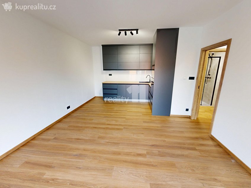 Pronájem bytu 2+kk 45 m^2 Žižkov II, Havlíčkův Brod 
