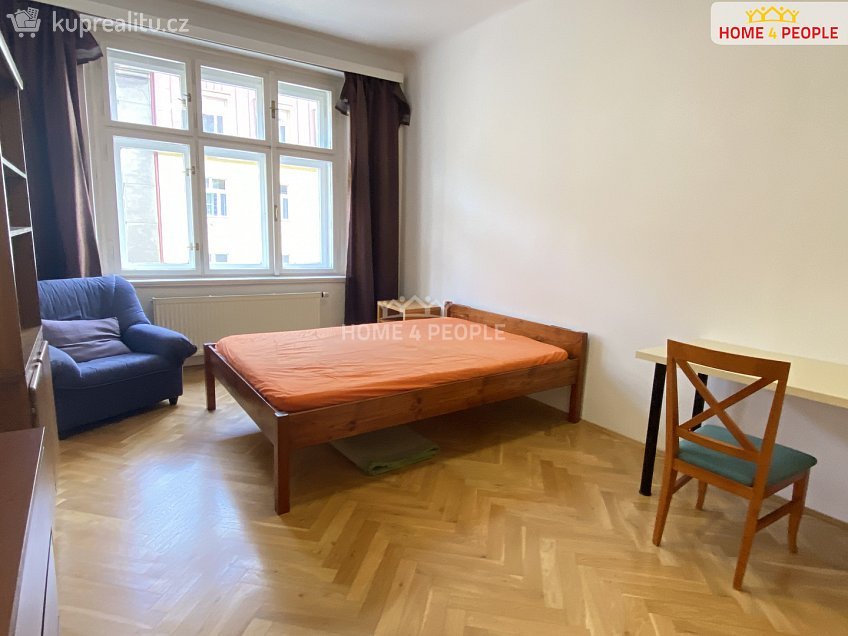 Pronájem bytu 2+1 52 m^2 Biskupcova, Praha 3 