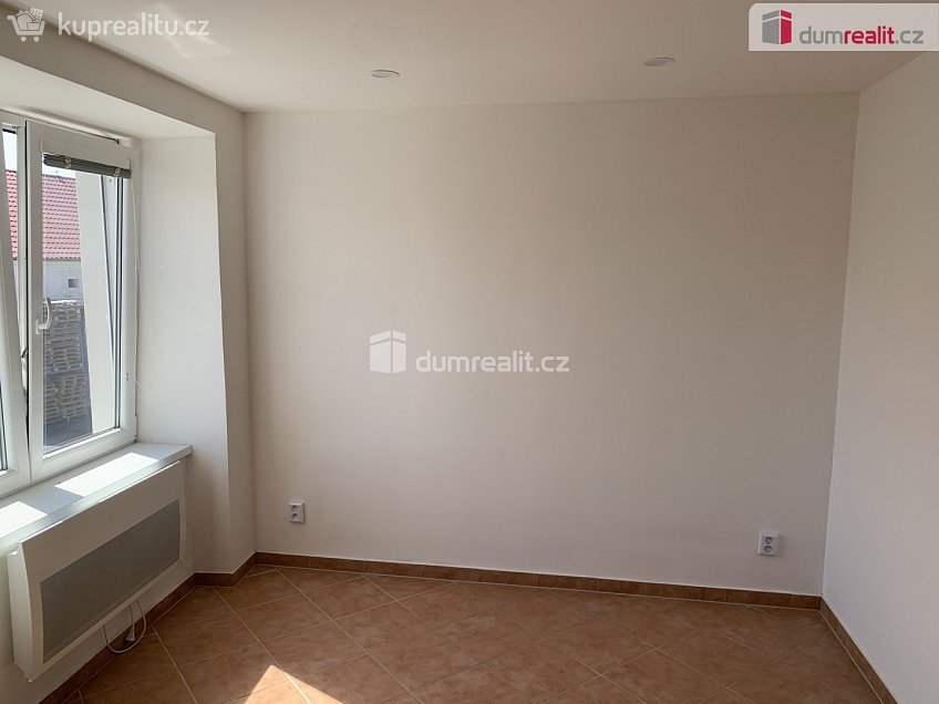Pronájem bytu 3+kk 44 m^2 Bykoš, Bykoš 