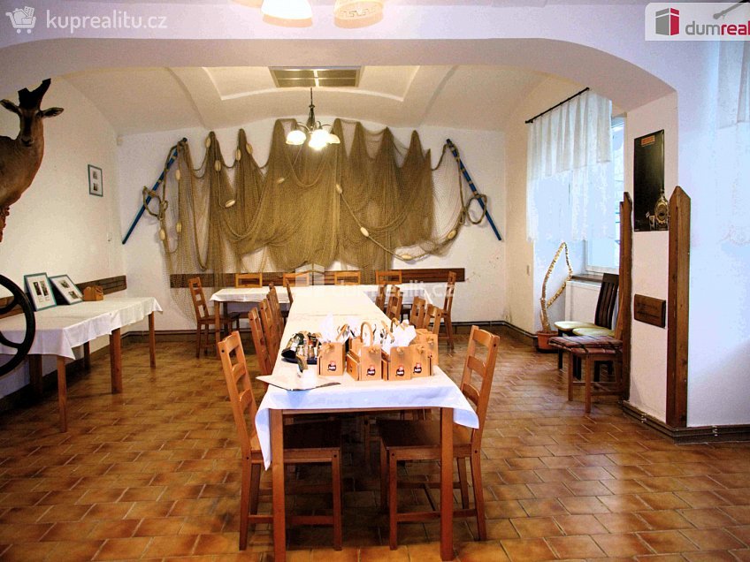 Prodej  restauračního zařízení 414 m^2 Komenského, Doksy 