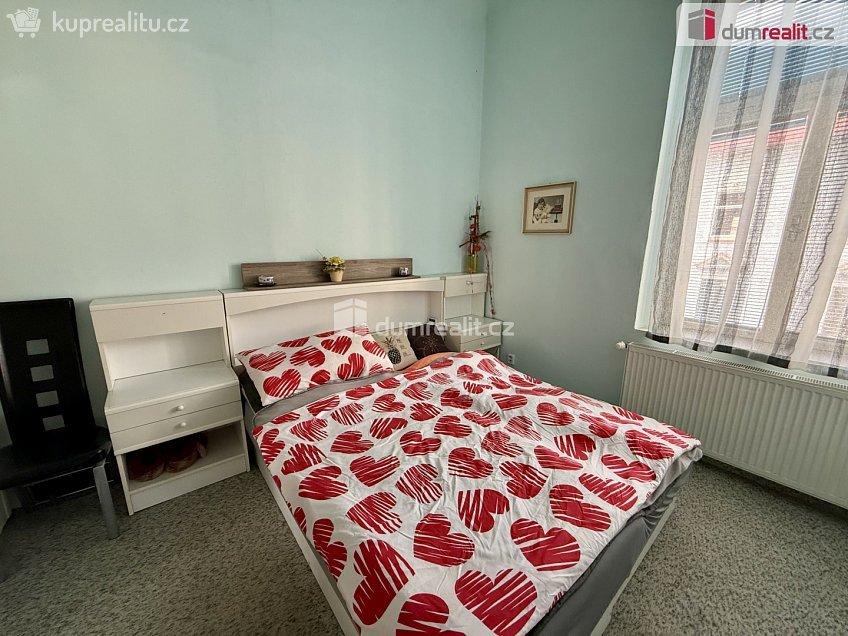 Pronájem bytu 3+1 67 m^2 Ruská, Mariánské Lázně 