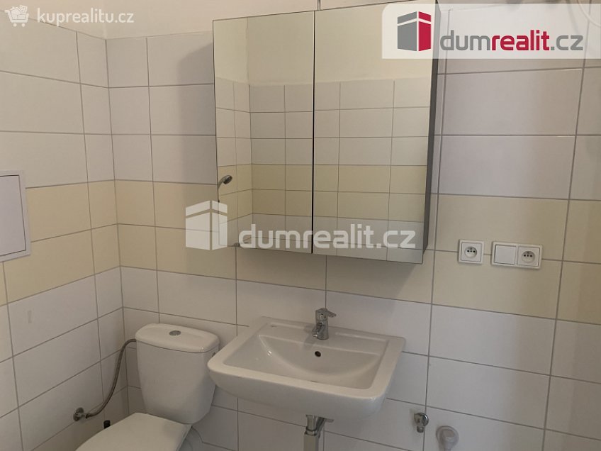 Pronájem bytu 2+kk 62 m^2 Šaldova, Ústí nad Labem 