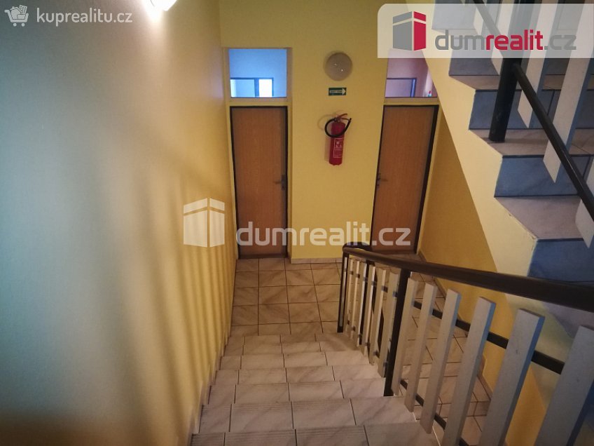 Pronájem  kanceláře 52 m^2 Krnovská, Opava 