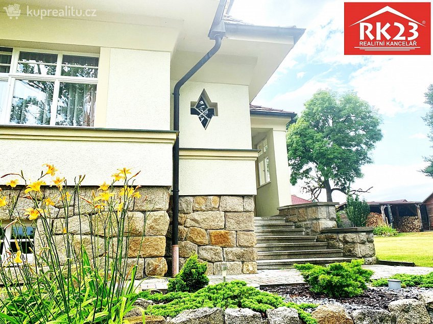Prodej  rodinného domu 271 m^2 Za Školou 342, Skalná 