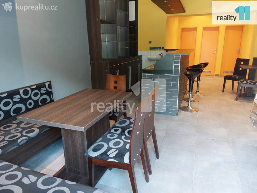Prodej  komerční reality 34 m^2 Chebská, Karlovy Vary 