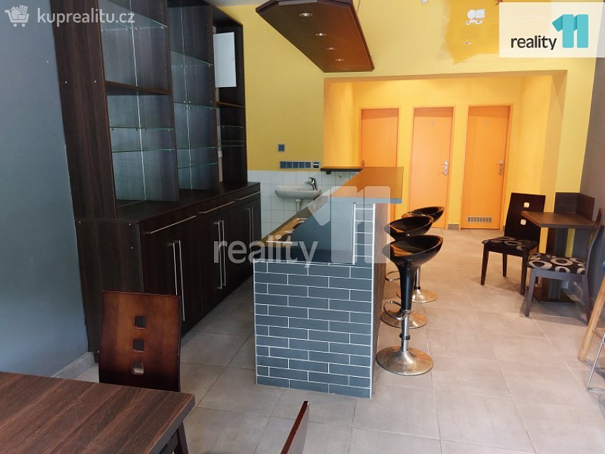 Prodej  komerční reality 34 m^2 Chebská, Karlovy Vary 