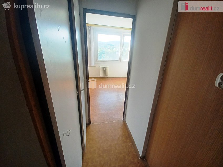 Pronájem bytu 1+1 35 m^2 K. H. Máchy, Jílové 