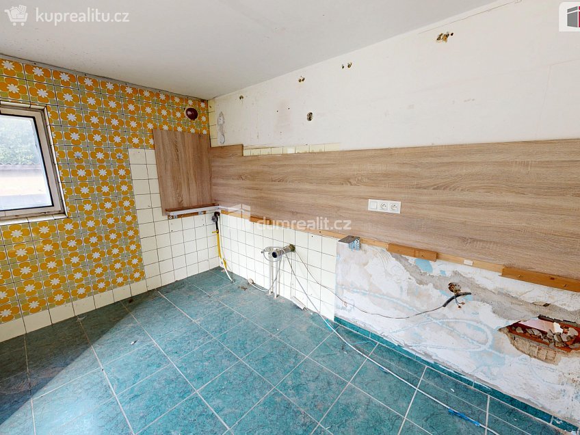 Prodej  rodinného domu 250 m^2 Karlovecká, Opava 