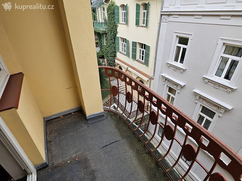 Prodej bytu 1+1 46 m^2 Hlavní třída 133, Mariánské Lázně 