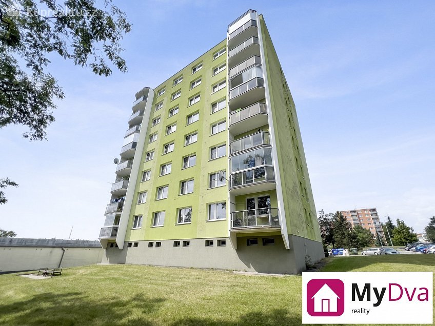 Prodej bytu 3+1 70 m^2 Novodvorská, Třebíč 