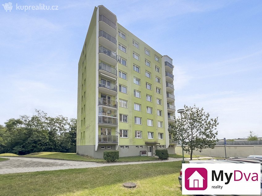 Prodej bytu 3+1 70 m^2 Novodvorská, Třebíč 