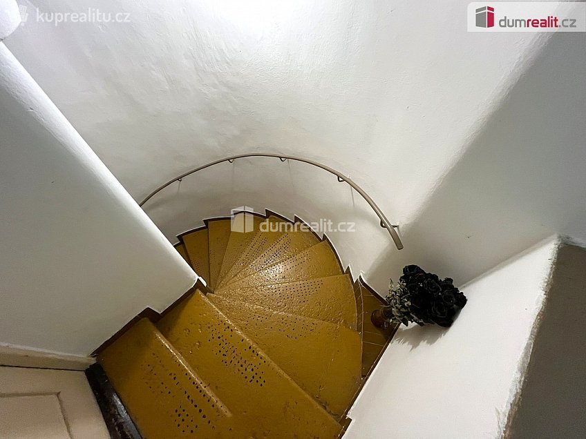 Prodej  rodinného domu 219 m^2 Nádražní, Loket 