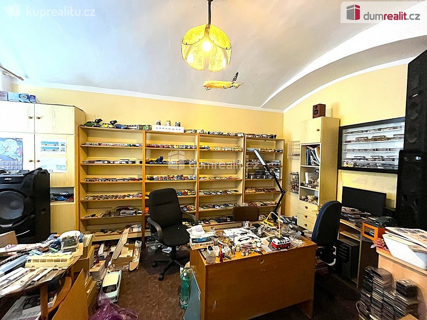 Prodej  rodinného domu 219 m^2 Nádražní, Loket 