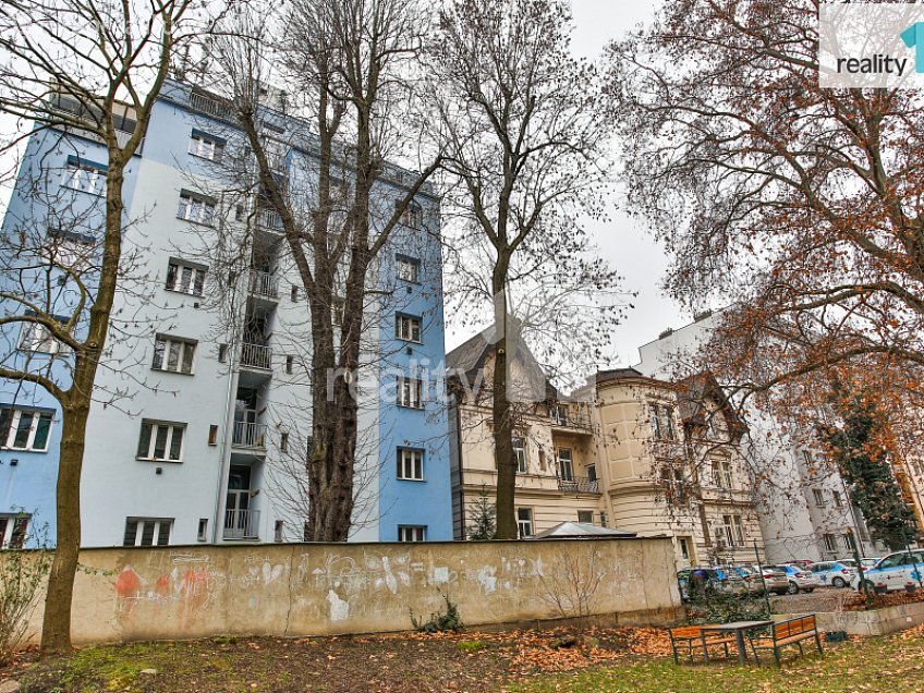 Prodej bytu 3+kk 83 m^2 Novákových, Praha 8 