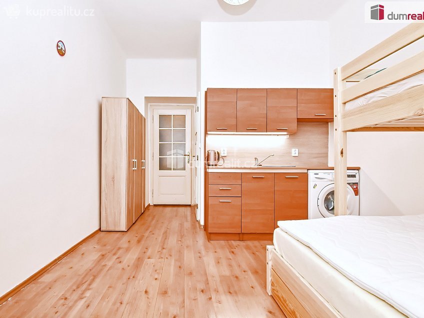 Prodej bytu 1+kk 21 m^2 Horní, Praha 4 