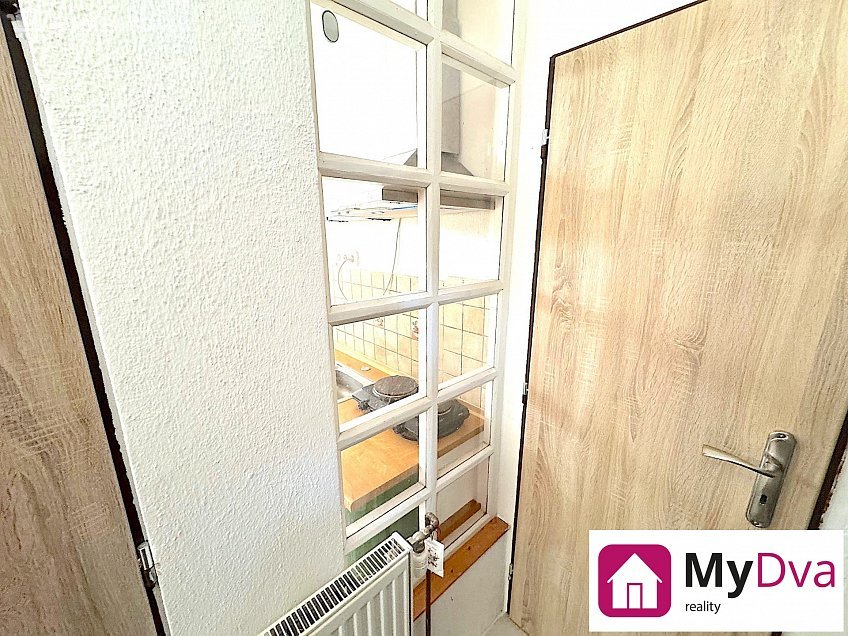 Pronájem bytu 1+kk 32 m^2 Staré Město, Znojmo 